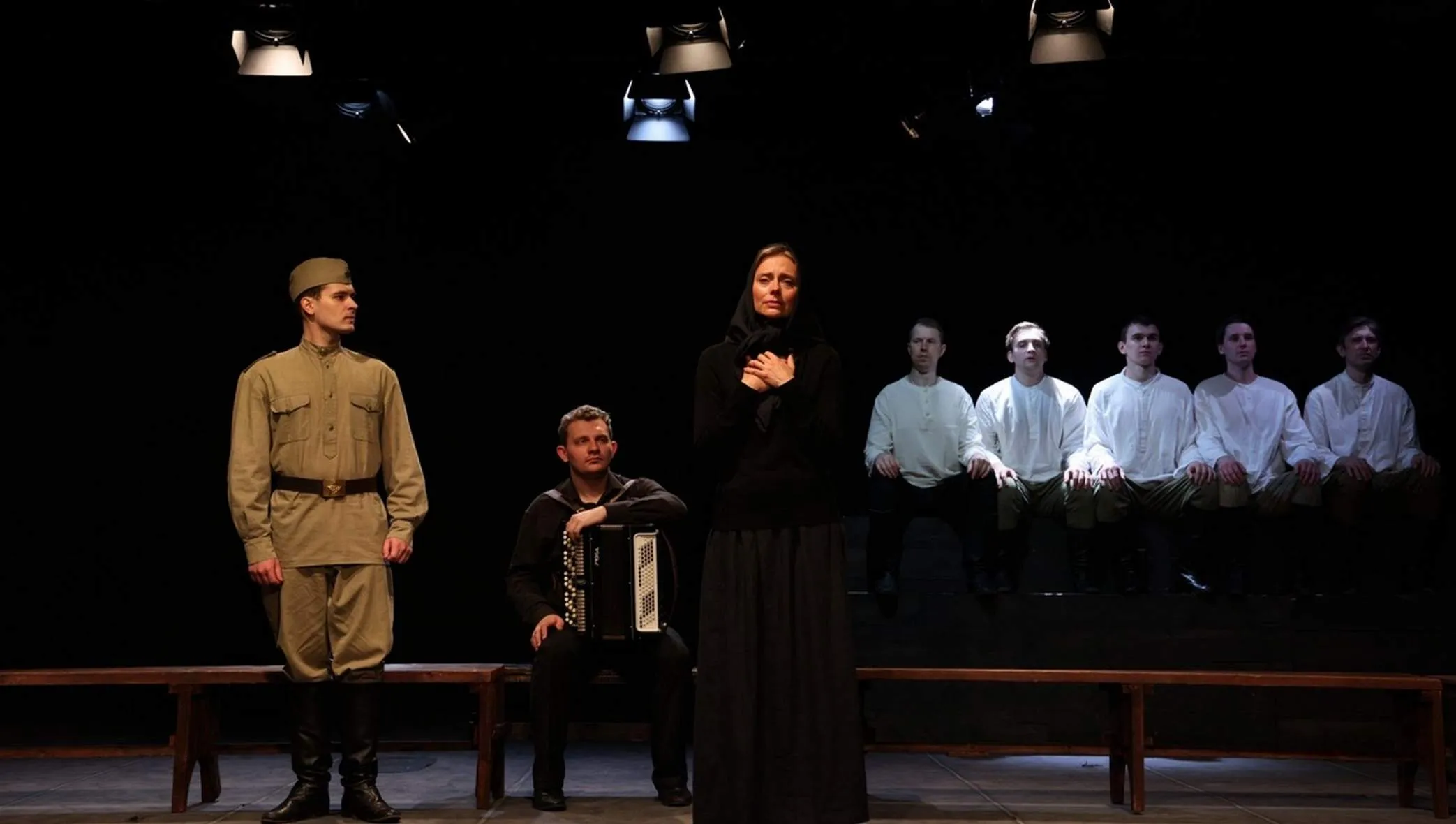 Мать солдата!