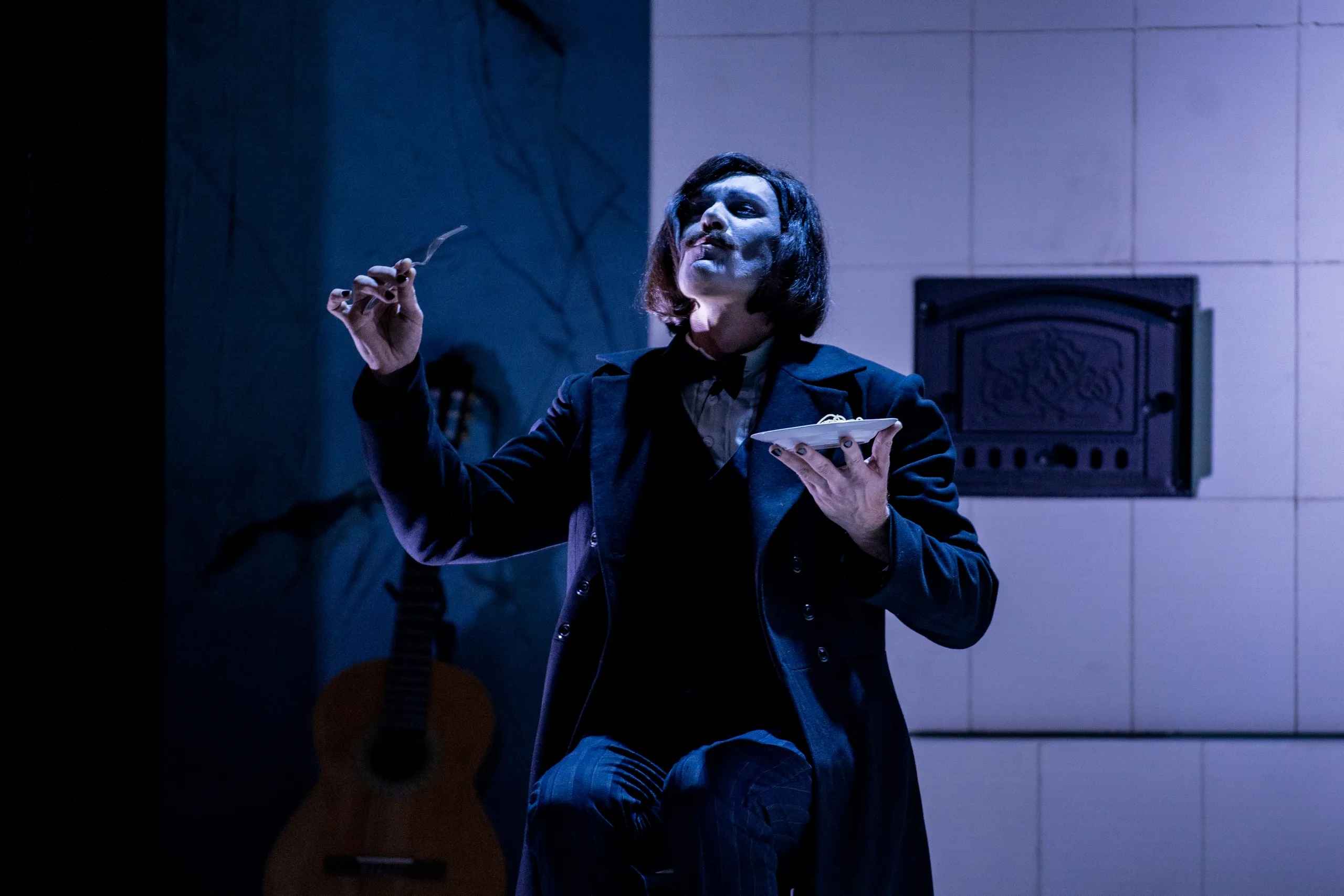 Мёртвые души — Сатирическая драма