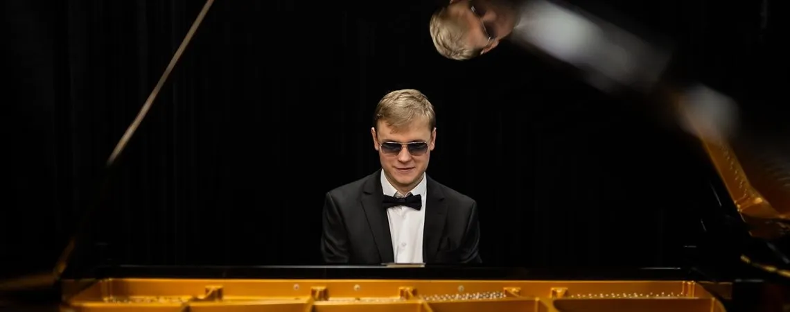 Презентация диска Олега Аккуратова