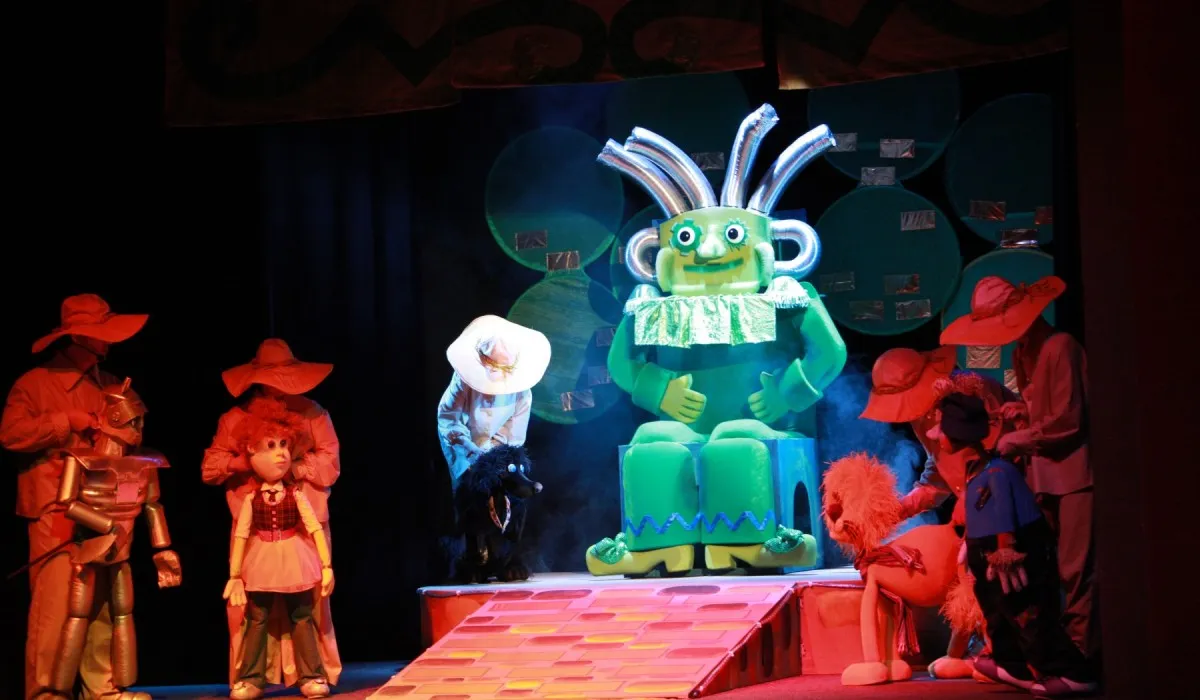 Волшебник изумрудного города – Сказка